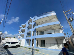 No Atalaia, Fort Poseidon rua do Atalho a 700 metros da praia do Atalaia, apartamento novo decorado, varanda, sala de estar e jantar, 02 suítes, 03 banheiros, lavanderia, cozinha, piscina, churrasquei